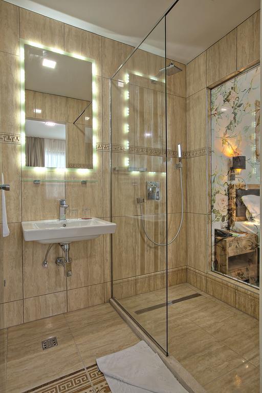 Hotel Aziza Sarajevo Luaran gambar