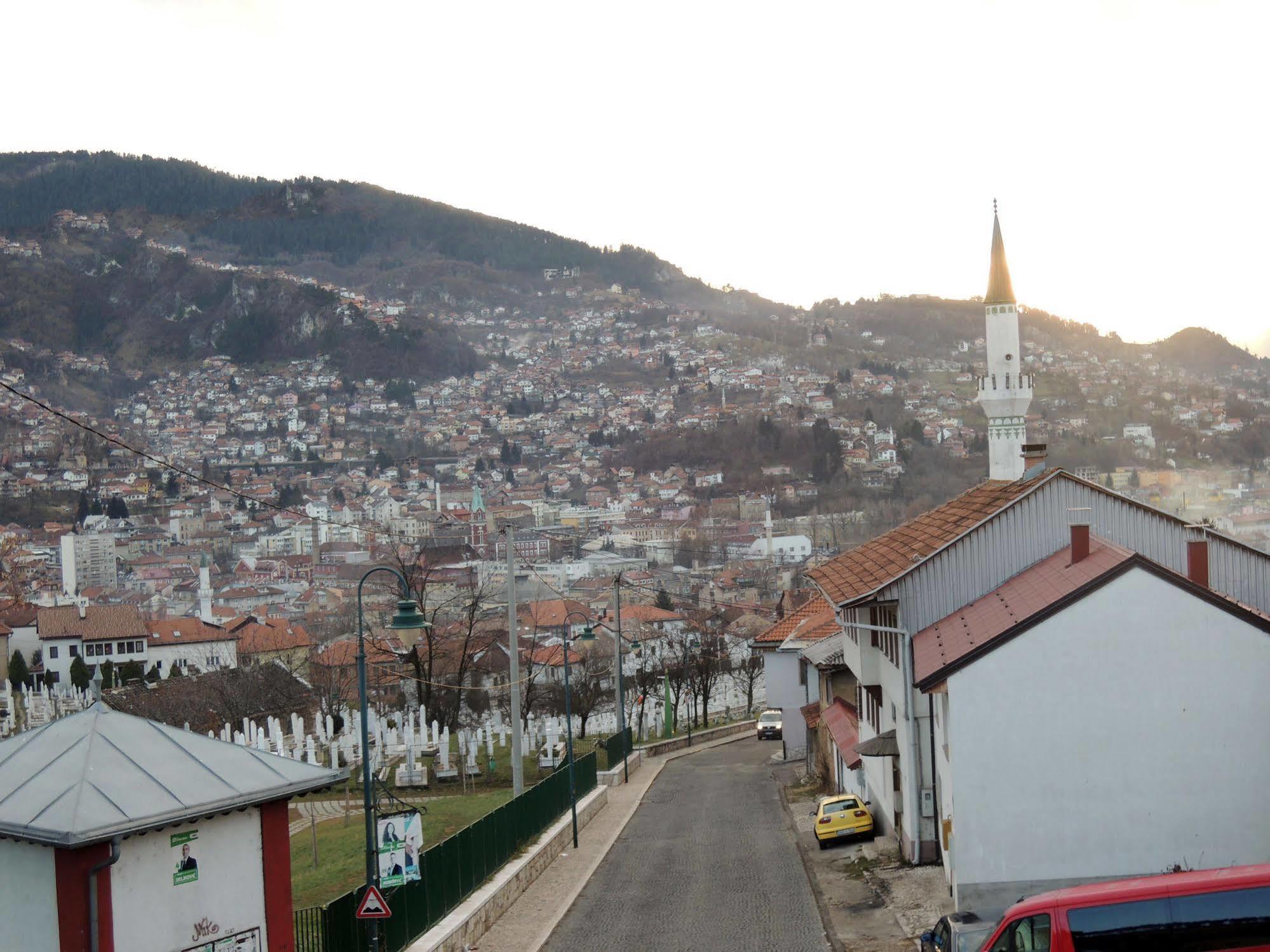 Hotel Aziza Sarajevo Luaran gambar